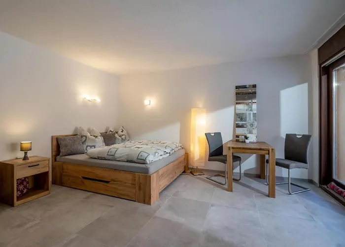 Alpenloewe Apartment *